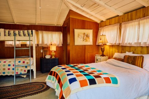 Sea Breeze Hutment